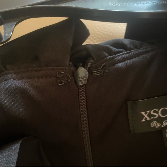 XSCAPE by Joanna Chen Black Ruffle Ruched Bodycon Dress - Picture 13 of 14